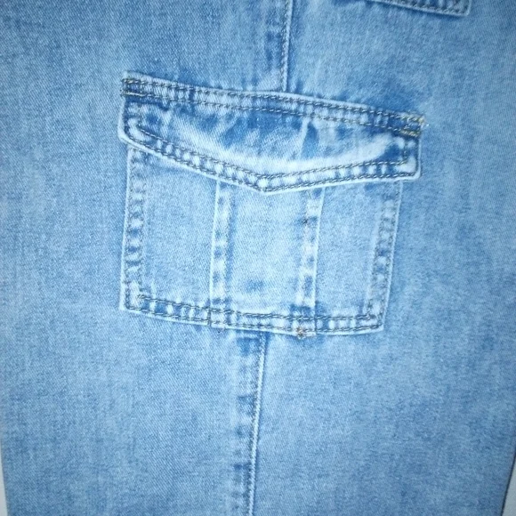 Women's Pants - Picture 5 of 9